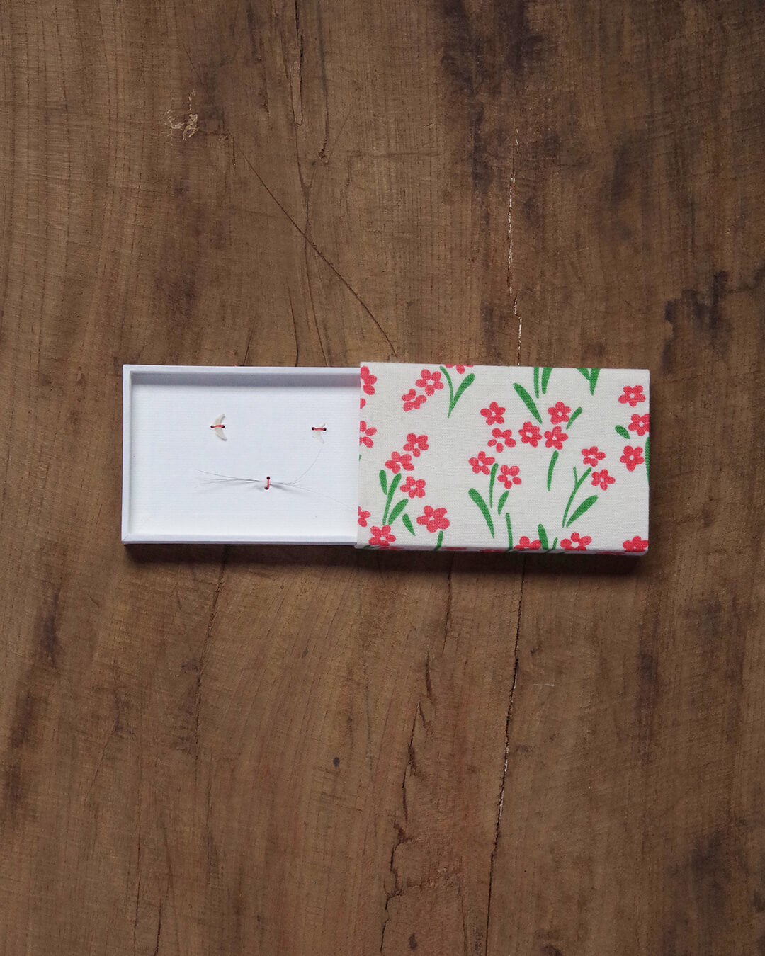 ペットとの思い出を綴るオーダーメイドアルバム