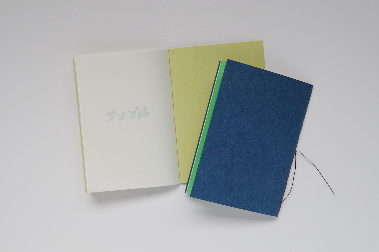 ZINEや冊子に活かせる中綴じ平綴じ